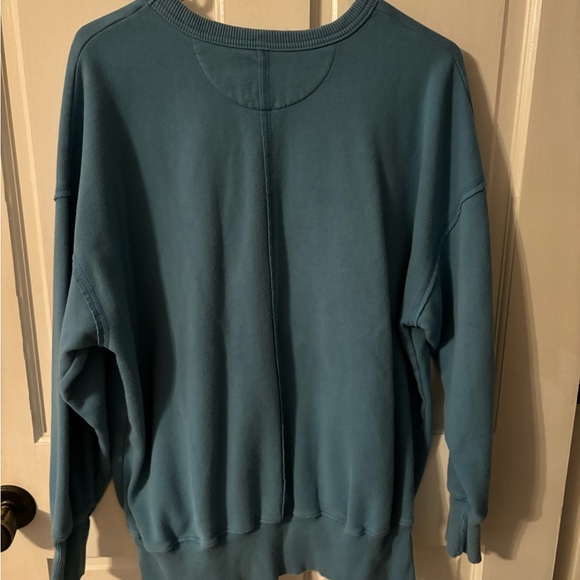 American Eagle Oversized Crewneck - Picture 2 of 3